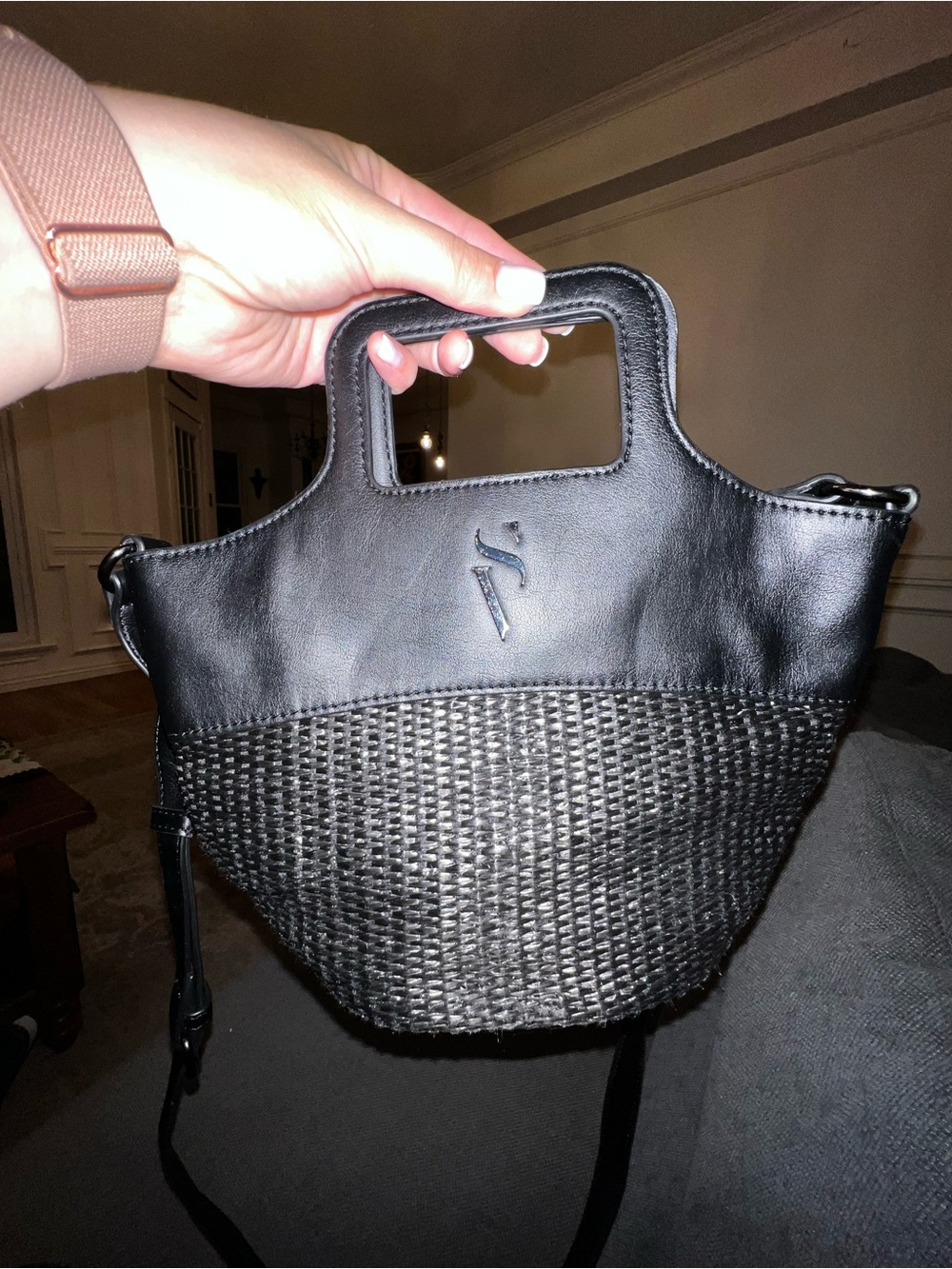 Simply Vera Vera Wang Modern Straw Black Shoulder Bag - Picture 2 of 4